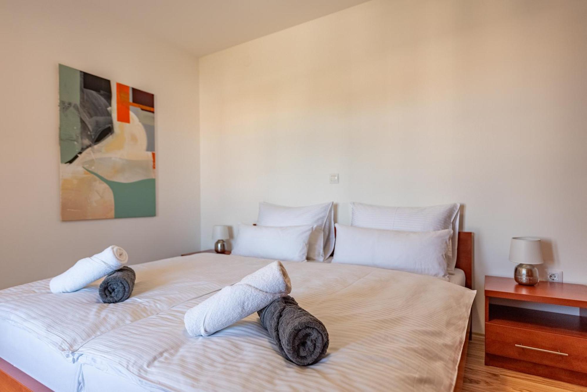 Apartments L&D Biograd Na Moru Exterior foto