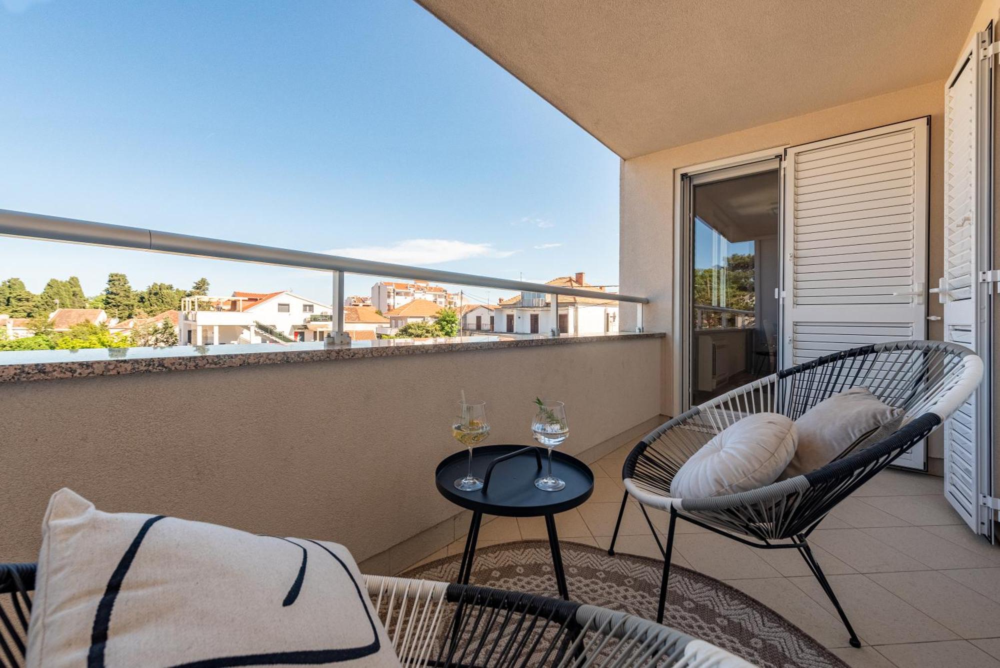 Apartments L&D Biograd Na Moru Exterior foto